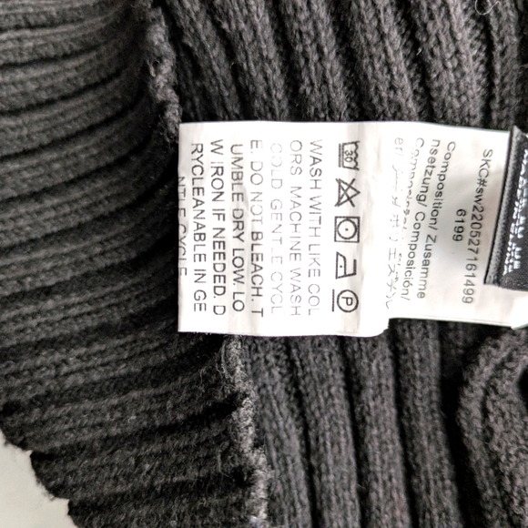 Women's Black Ribbed‎ Long Sleeve Top - Picture 5 of 5